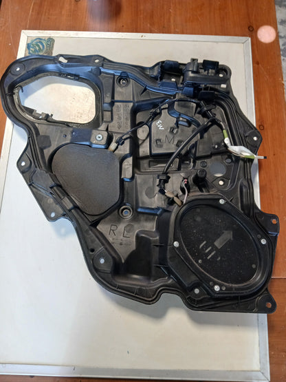 Tapa Puerta Manilla y Corneta Mazda3