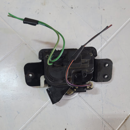 Cerradura Compuerta Jeep KJ WJ