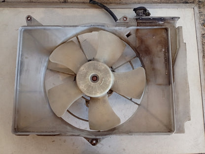 Electroventilador Completo Toyota Yaris 2000 2005