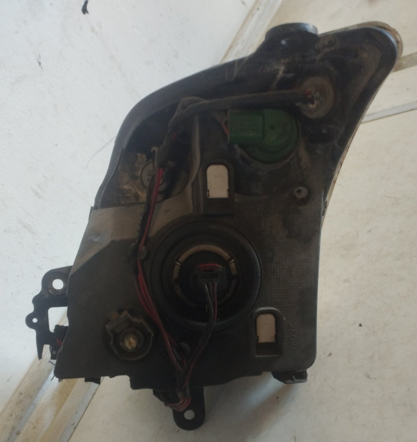 Faro Fondo Negro Nissan Sentra B16 2007 2009