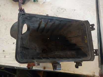 Tapa Inferior Caja Filtro Purificación Aire Toyota Highlander 2004