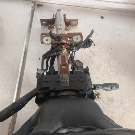 Volante Jeep Liberty KJ 2002 2006