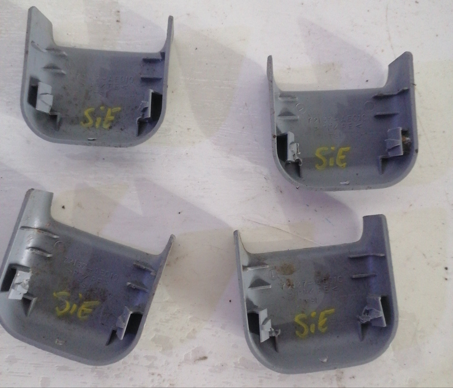 Tapa Tuerca Asiento Toyota Sienna 1998 2004