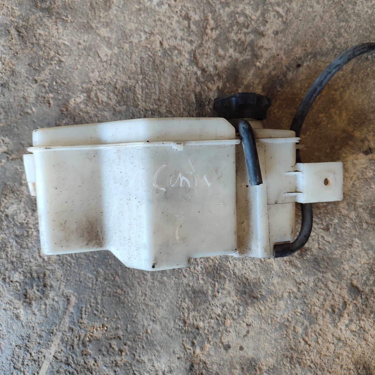 Envase Deposito Agua Radiador Hyundai Santa Fe 2001 2005