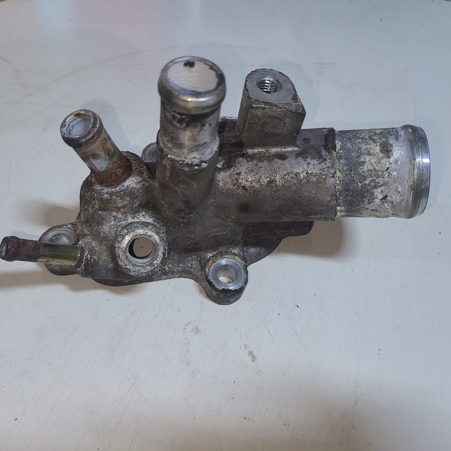 Toma De Agua Nissan Xtrail Altima 2.5