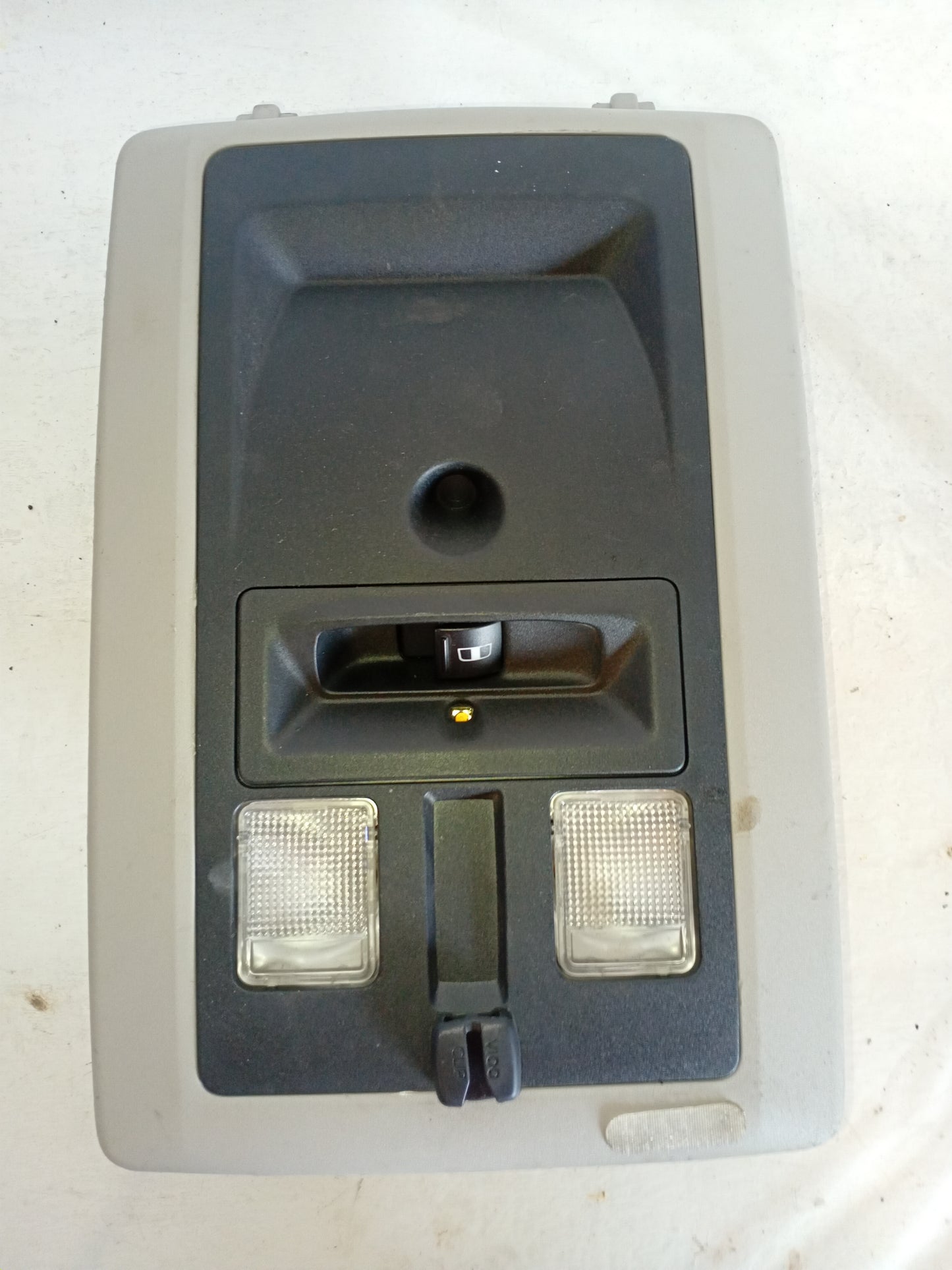 Lampara Techo Delantera Dodge Ram 2014