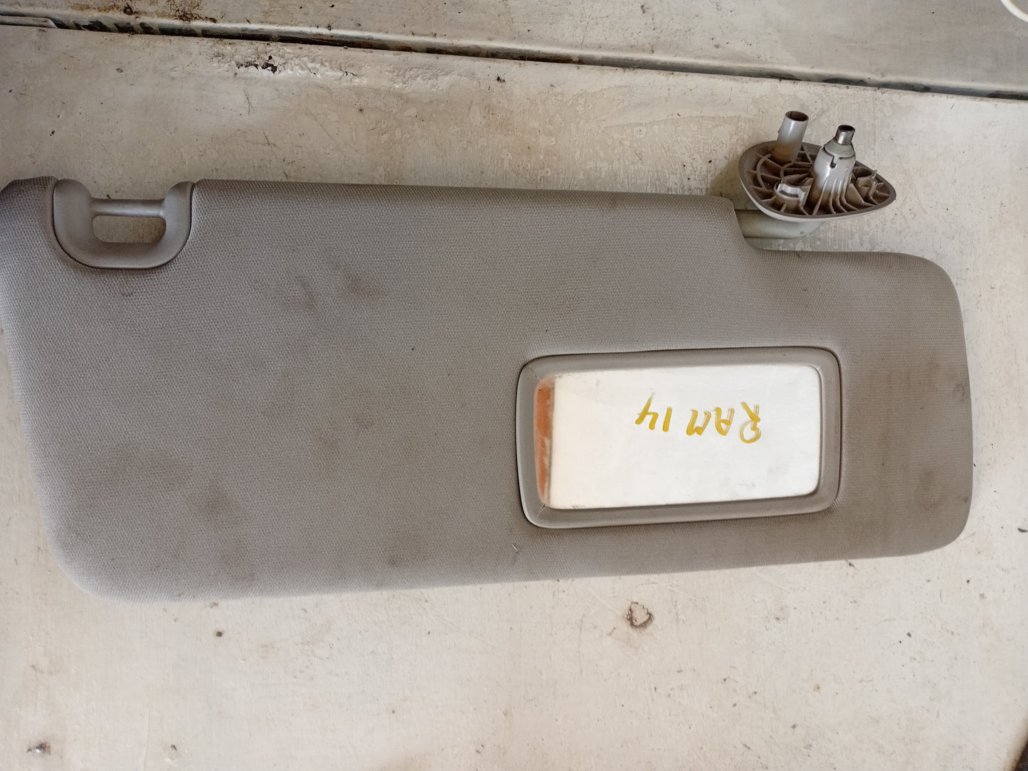 Tapa Sol Dodge Ram 2014