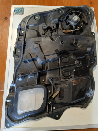 Tapa Puerta Manilla y Corneta Mazda3