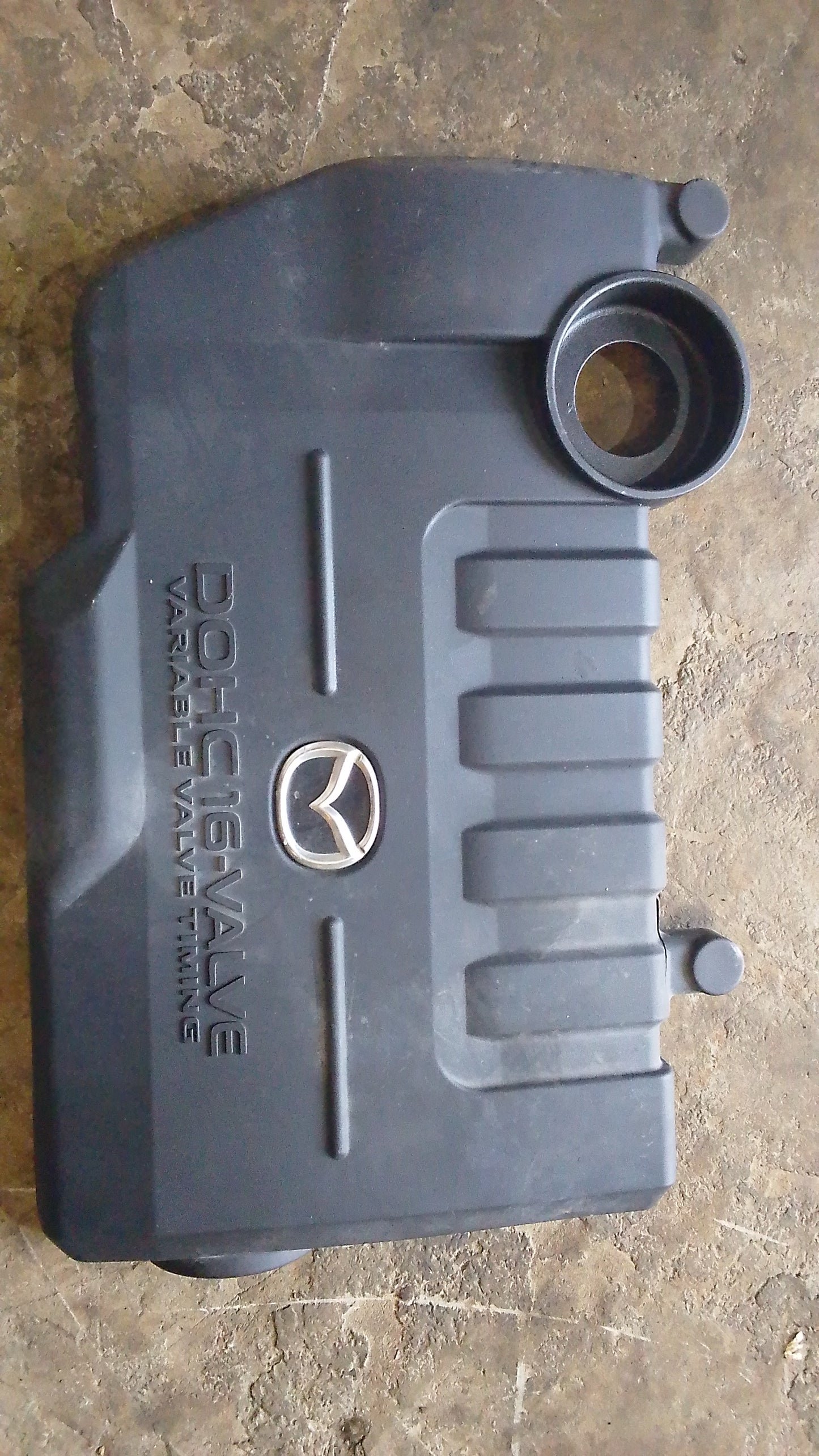 Embellecedor Motor Mazda CX7 TURBO
