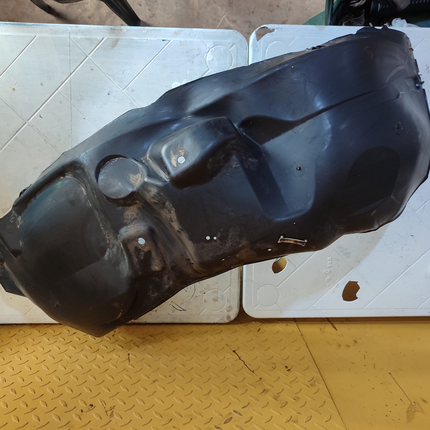 Guardabarro Guardapolvo Ford Fx4