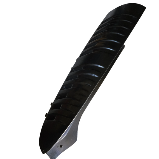 Platina Lateral Compuerta Trasera Chevrolet Suburban Blazer 1998 2002