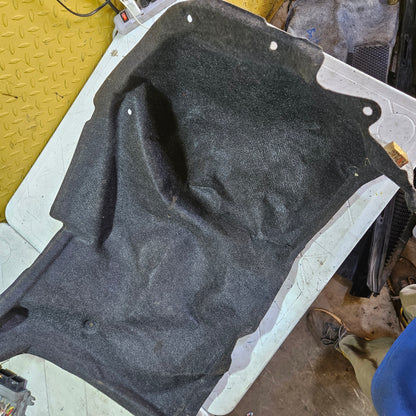 Tapiceria Alfombra Maleta Lateral Toyota Yaris Belta