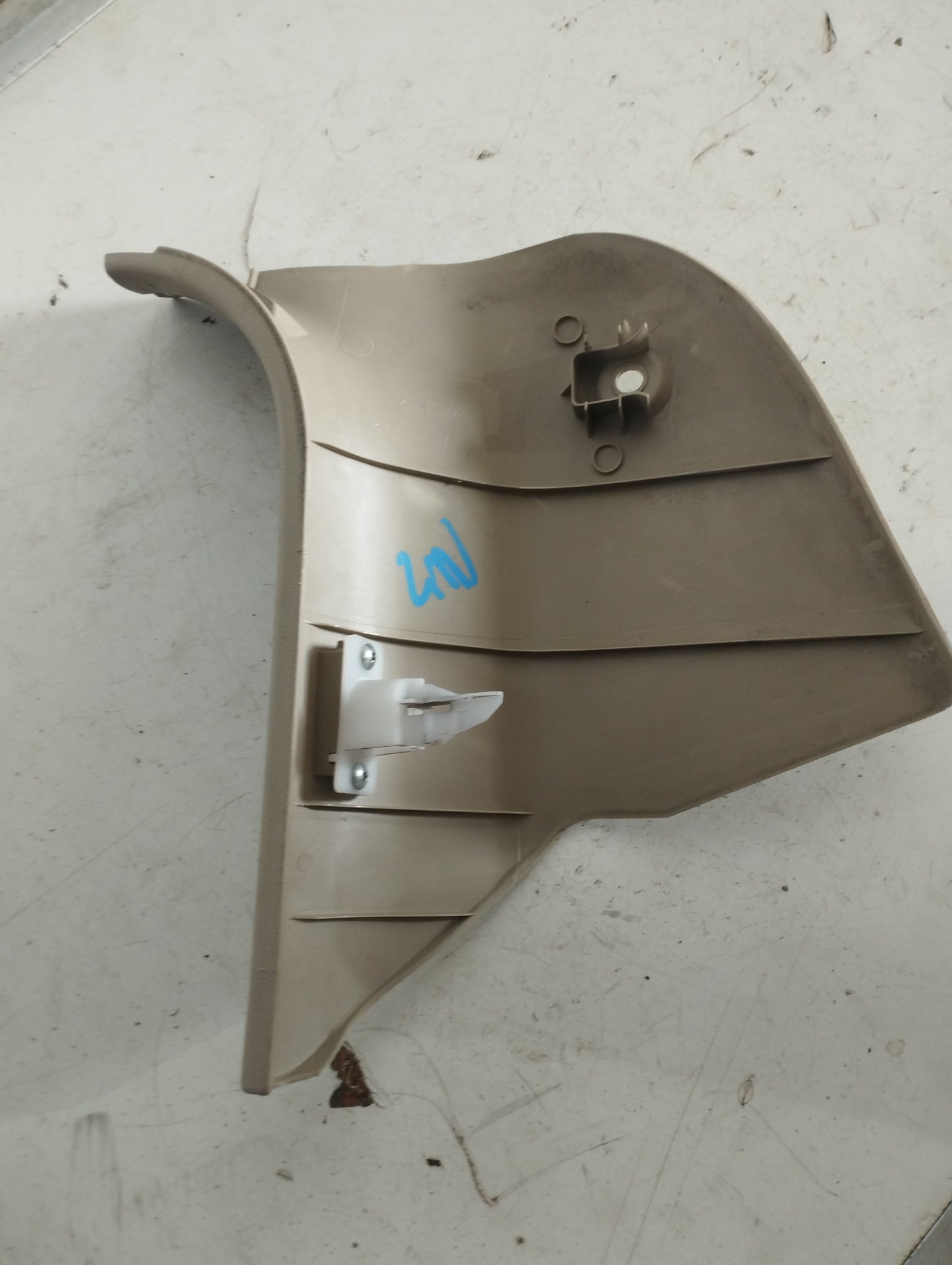 Tapa Estribo Inferior Mazda3