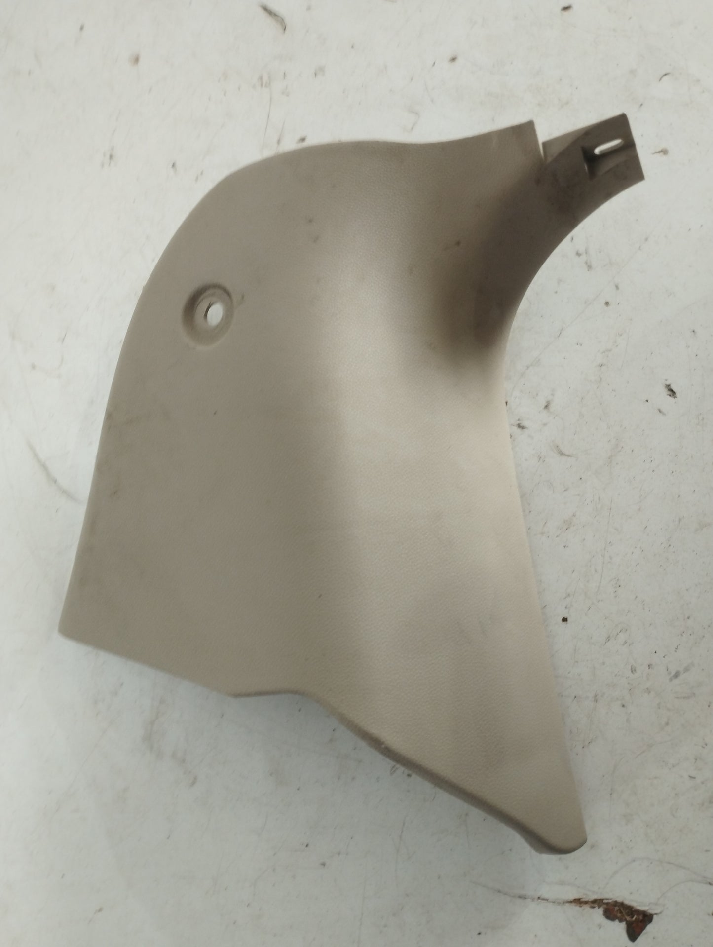 Tapa Estribo Inferior Mazda3