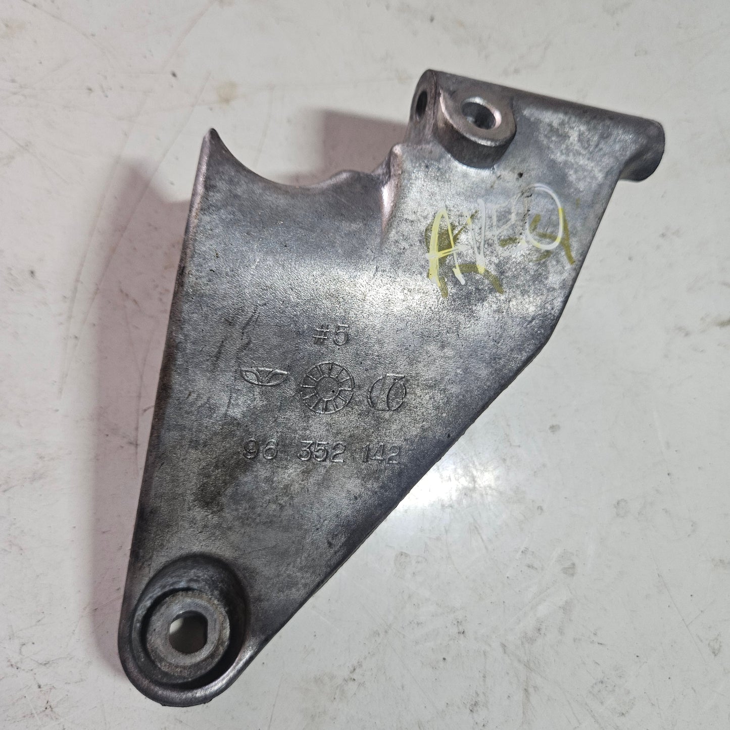 Base Alternador Chevrolet Aveo