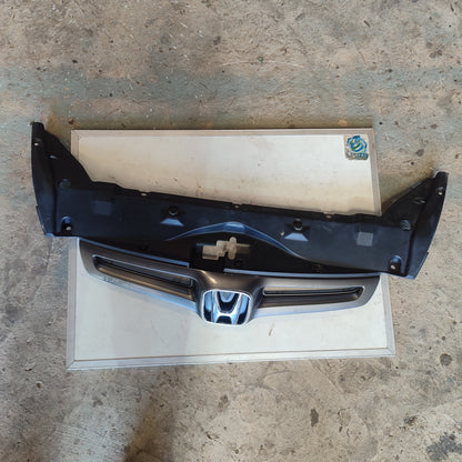 Parrilla Honda Accord 2004 2006 V6
