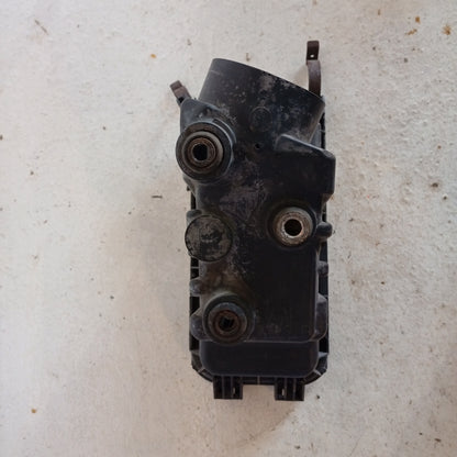 Tapa Filtro Inferior Purificación Aire Toyota Yaris 2000 2005