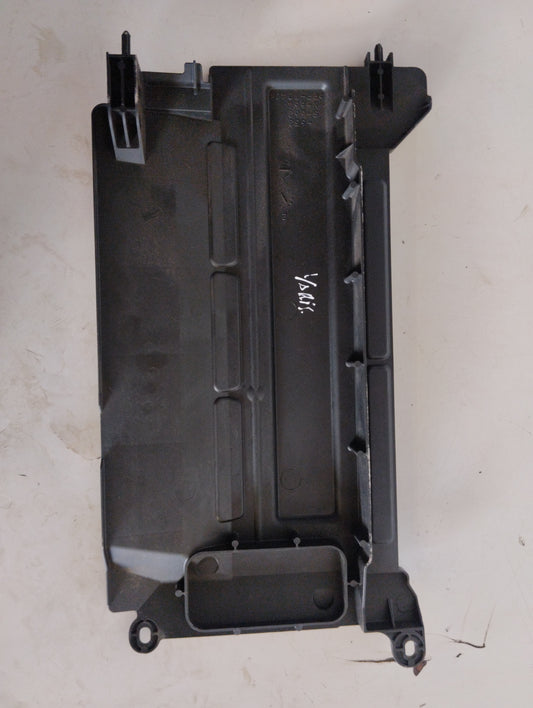 Disipador Calor Condensador Radiador Superior Toyota Yaris 2005 2011