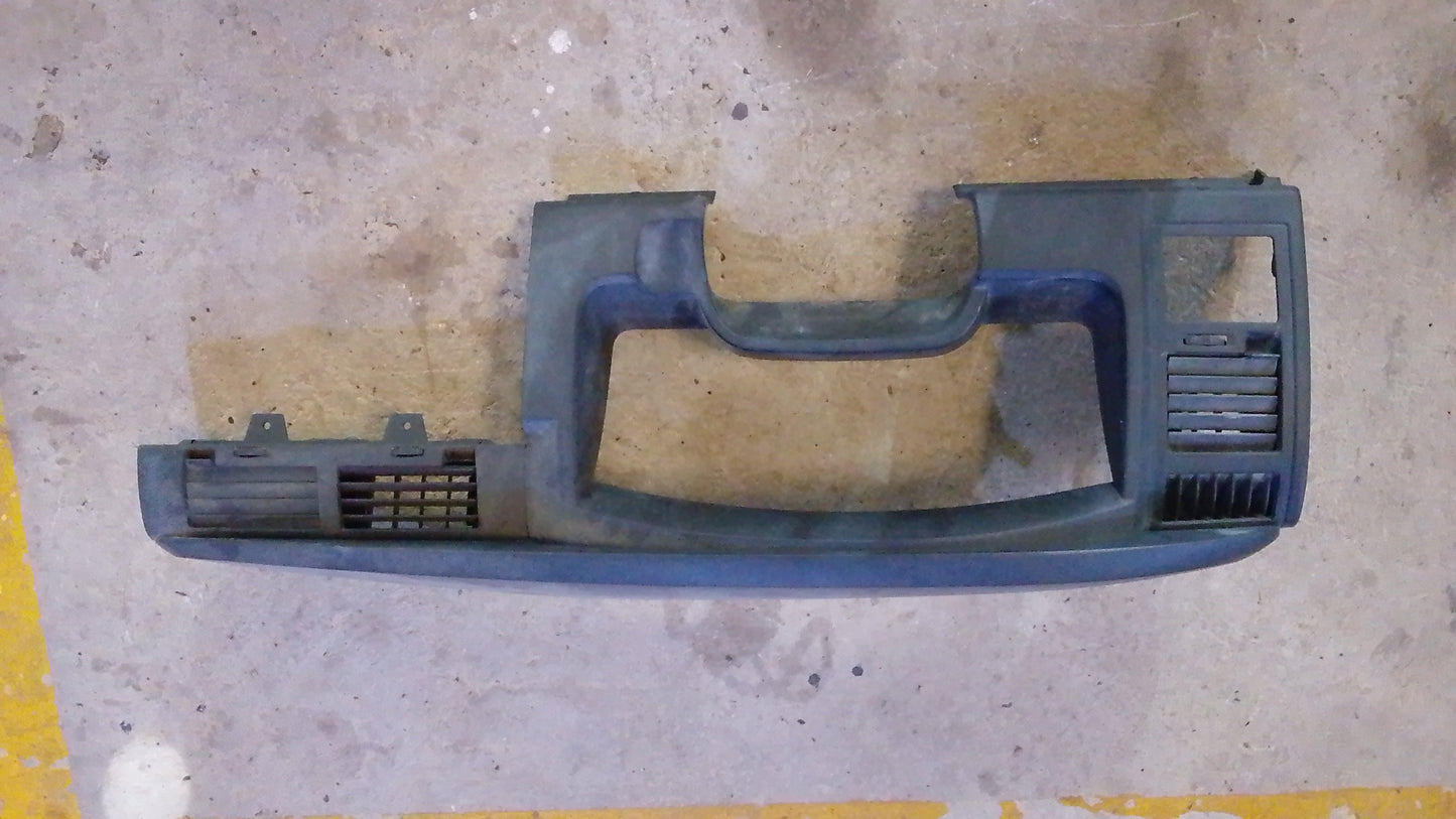 Embellecedor Cluster Tacometro Dodge Dakota 2011