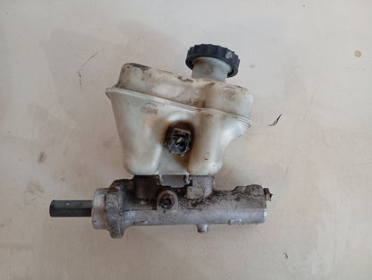 Bomba De Freno Mazda Tribute 2005 2006