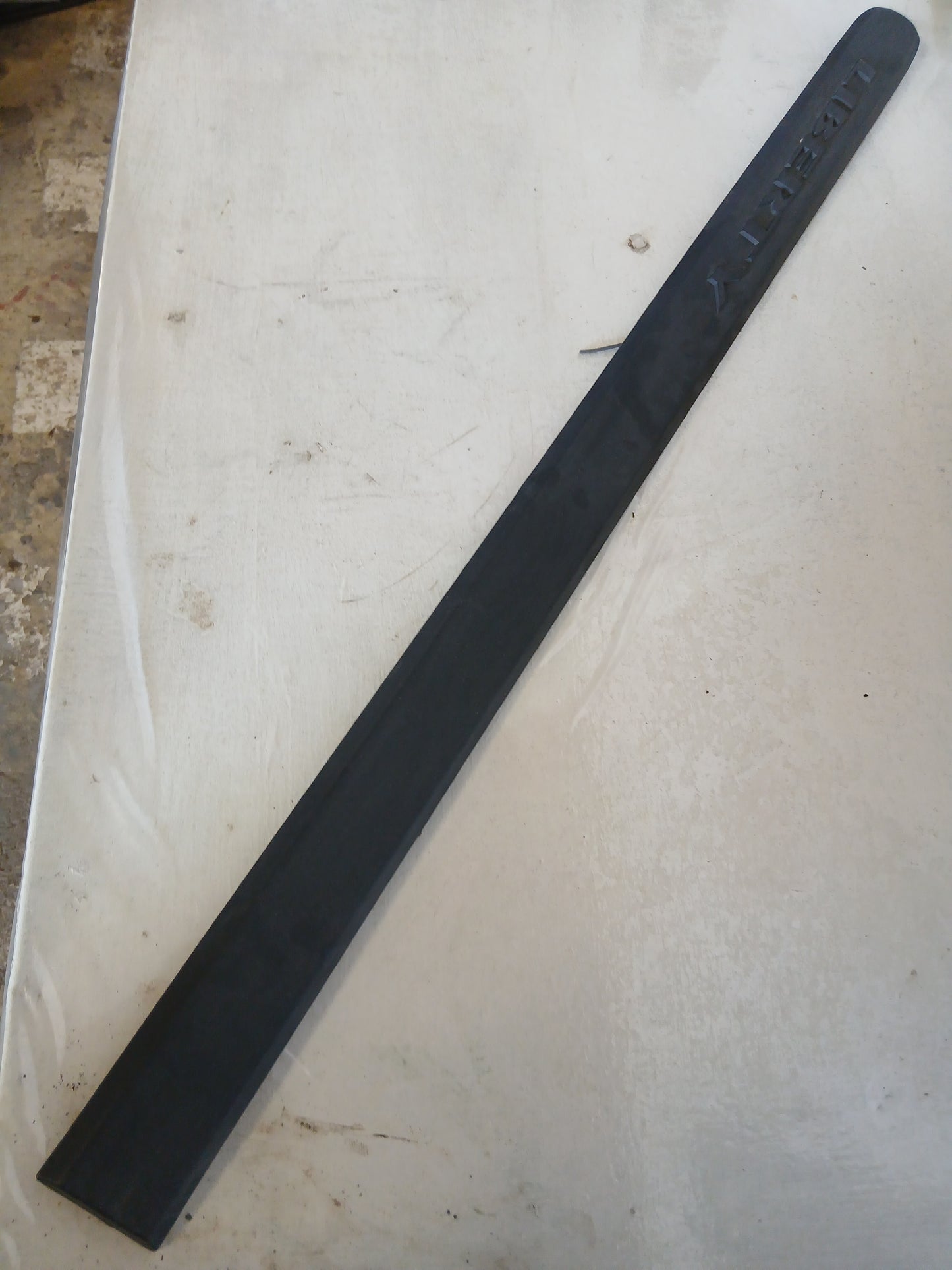 Platina Puerta Jeep Liberty KJ KK