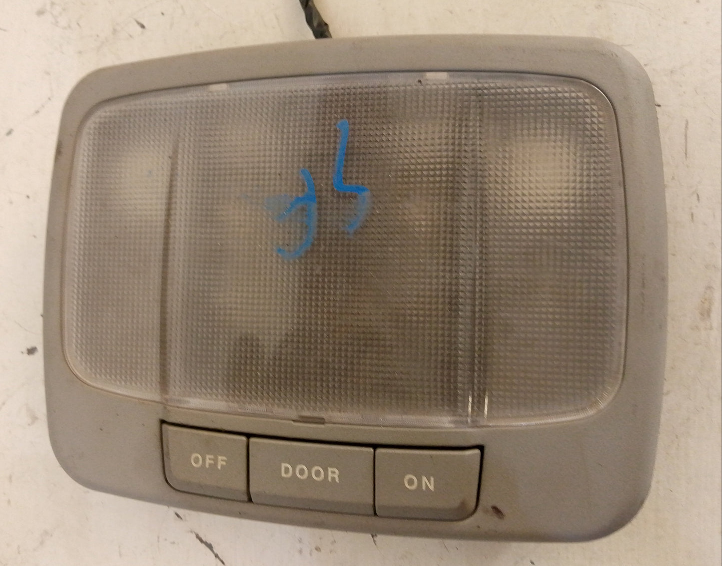 Luz Lampara Central Techo Hyundai Santa Fe 2001 2005