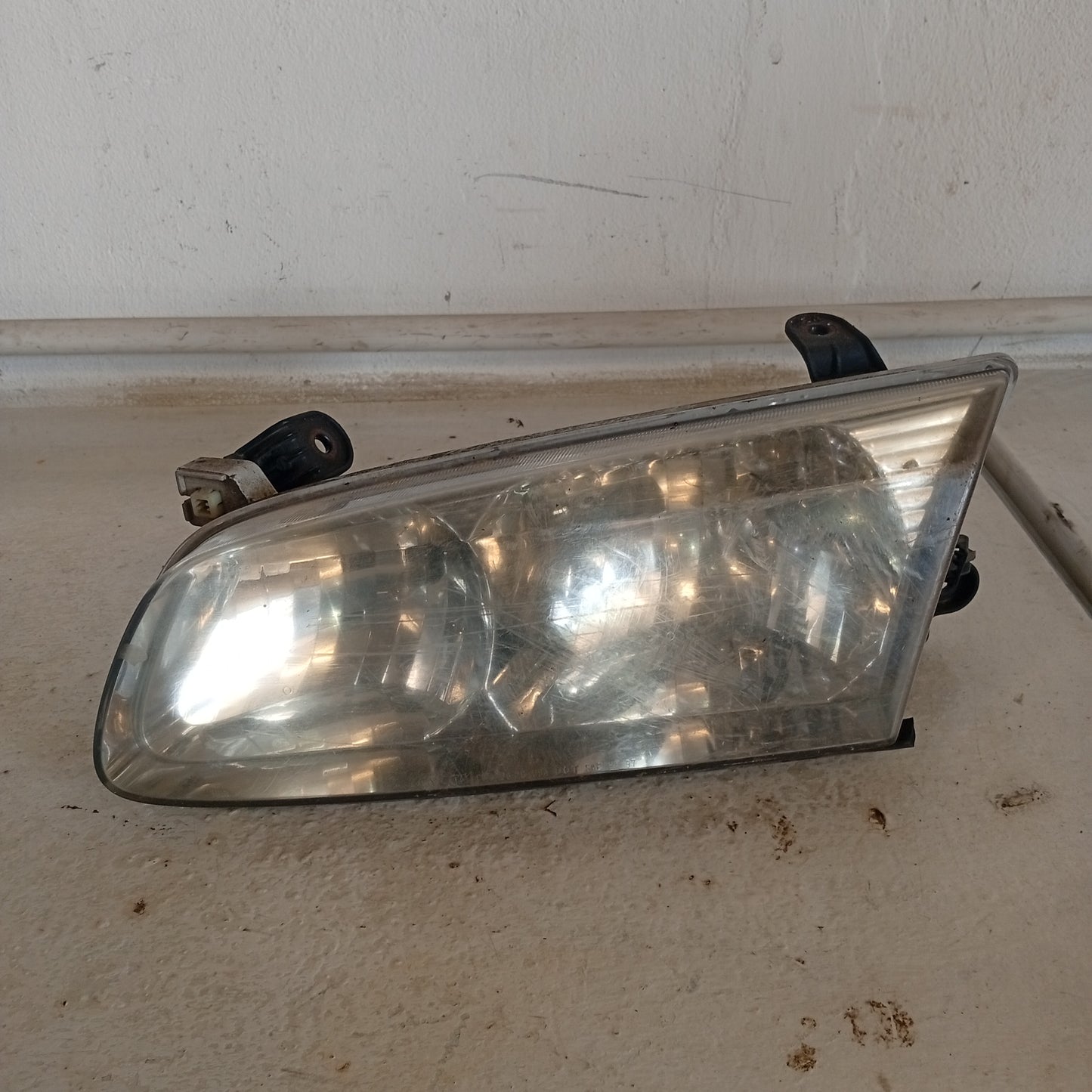 Faro Delantero Toyota Camry CE LE XLE 2000 2001