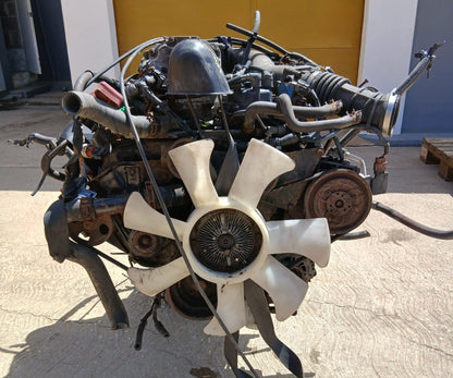Motor y Caja 4X4 Nissan Xterra 3.3 L V6 con Cargador 1998-2004