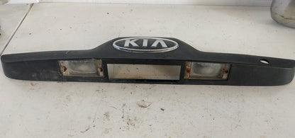 Porta Placa Compuerta Kia Sportage 2006 2012