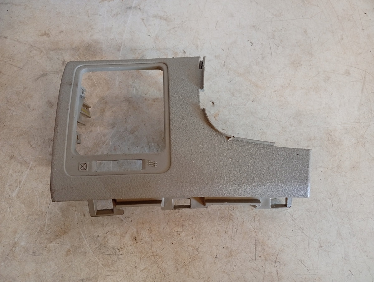 Moldura Rejilla Lateral Corolla 2009 2014