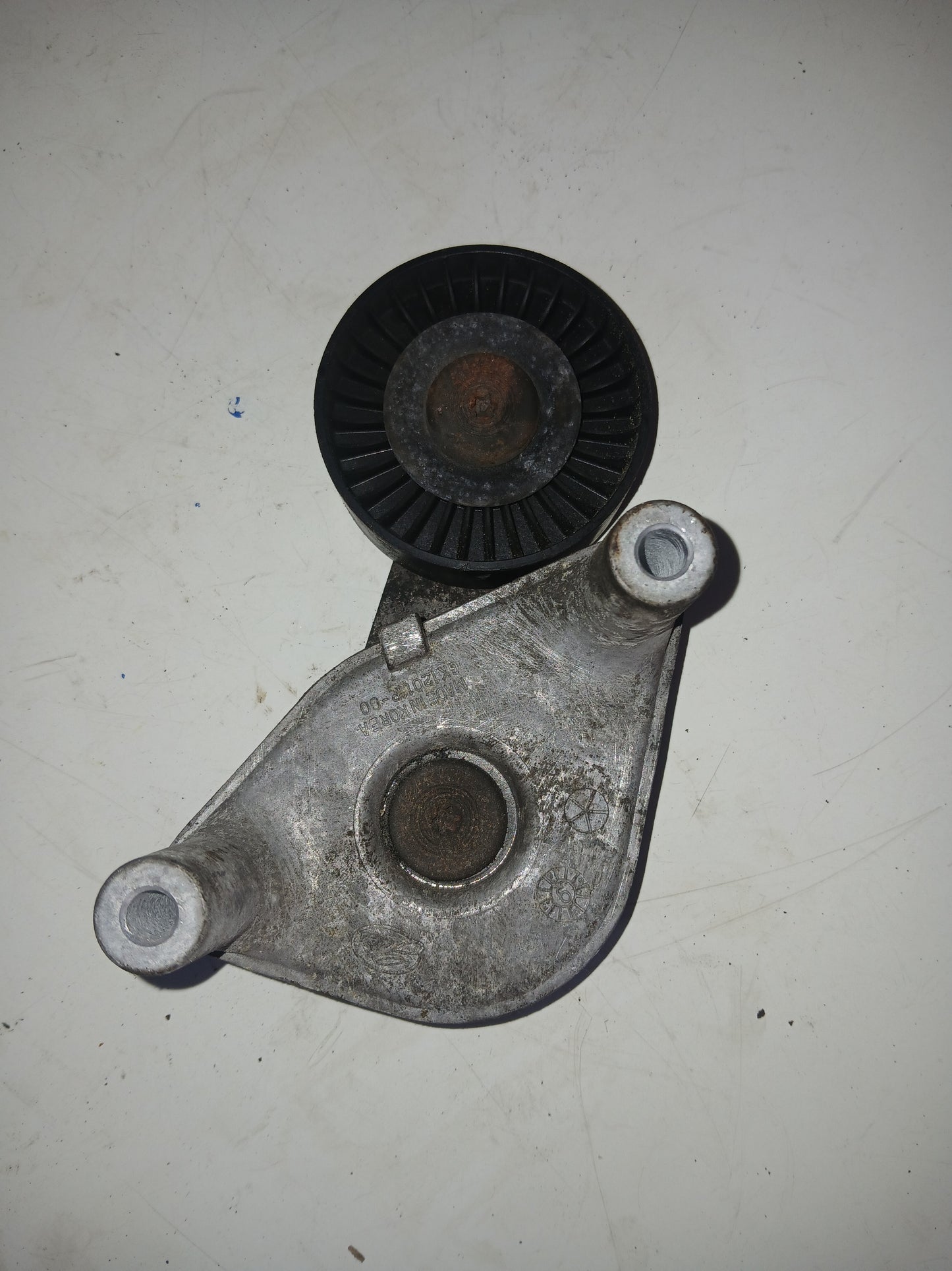 Polea Tensora Kia Sportage V6 2.7 2006 2010