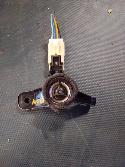 Tweeter Toyota Highlander 2004