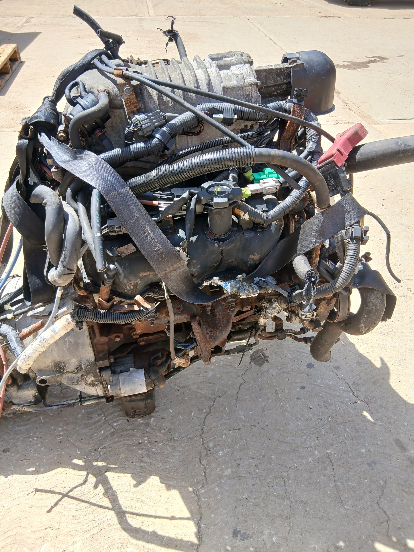 Motor y Caja 4X4 Nissan Xterra 3.3 L V6 con Cargador 1998-2004