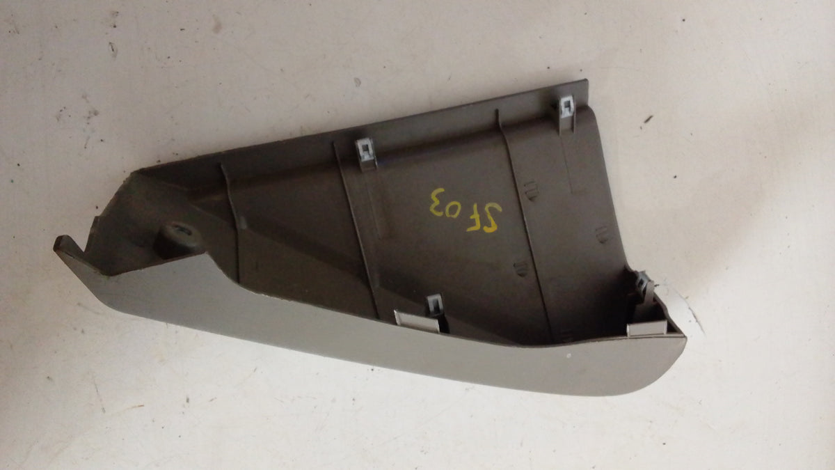 Tapa Lateral Guantera Tablero  Hyundai Santa Fe 2000 2005
