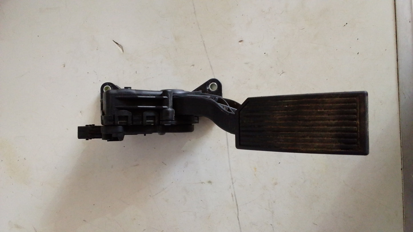 Pedal Acelerador Nissan Almera