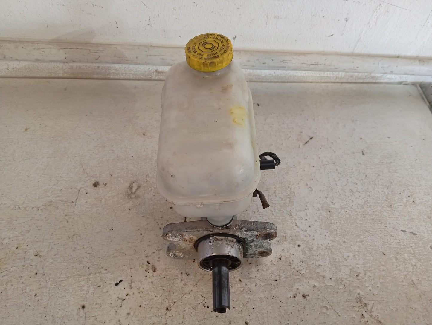 Bomba Freno Dodge Durango 2004 2008