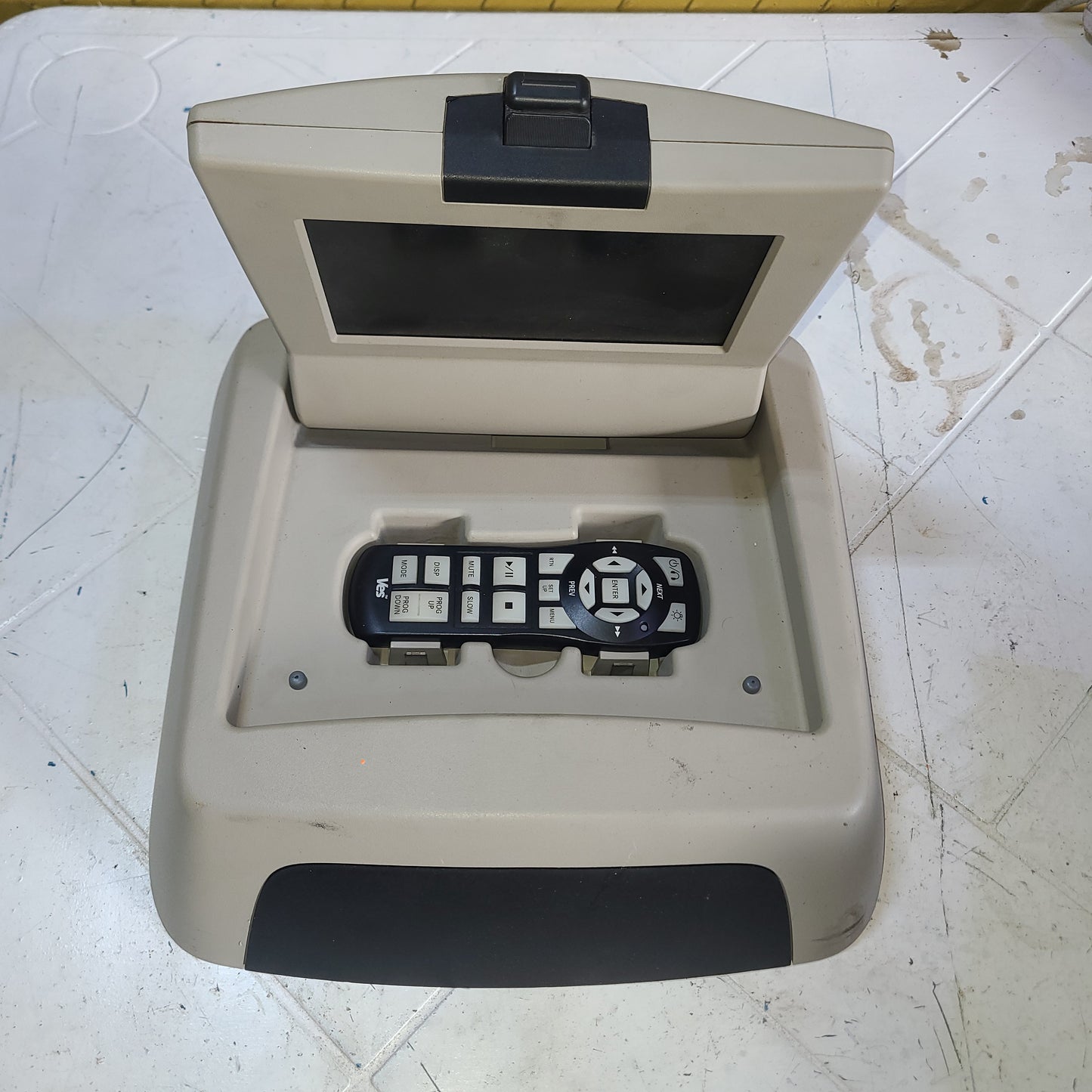 Consola Techo DVD Control Jeep Grand Cherokee WJ 2005