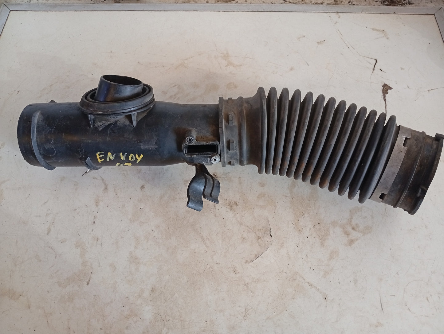 Manguera Filtro Aire Chevrolet Trailblazer Envoy 2009