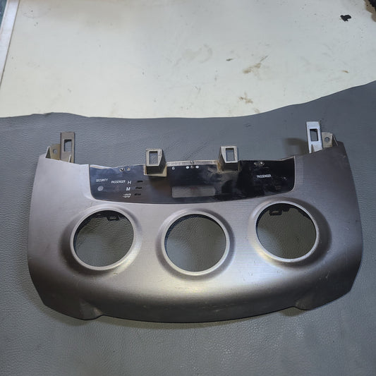 Embellecedor Mando Aire Central Toyota RAV4 2008