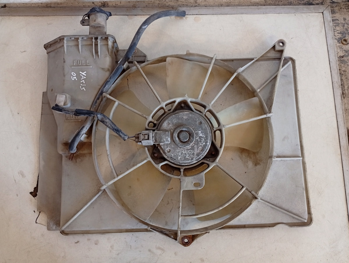 Electroventilador Completo Toyota Yaris 2000 2005