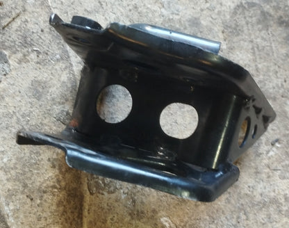 Base Soporte Puente Nissan Almera 1.8