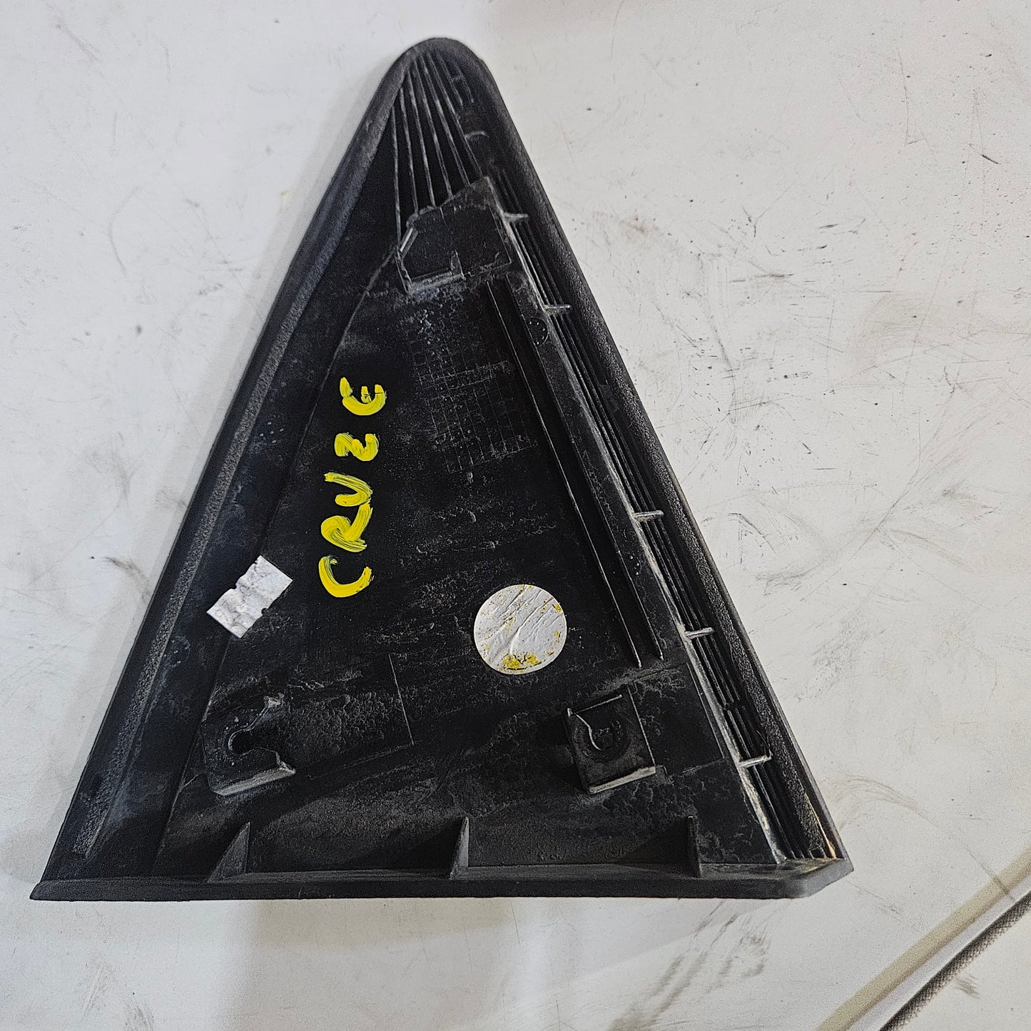 Tapa Triangulo Puerta Trasera Chverolet Cruze