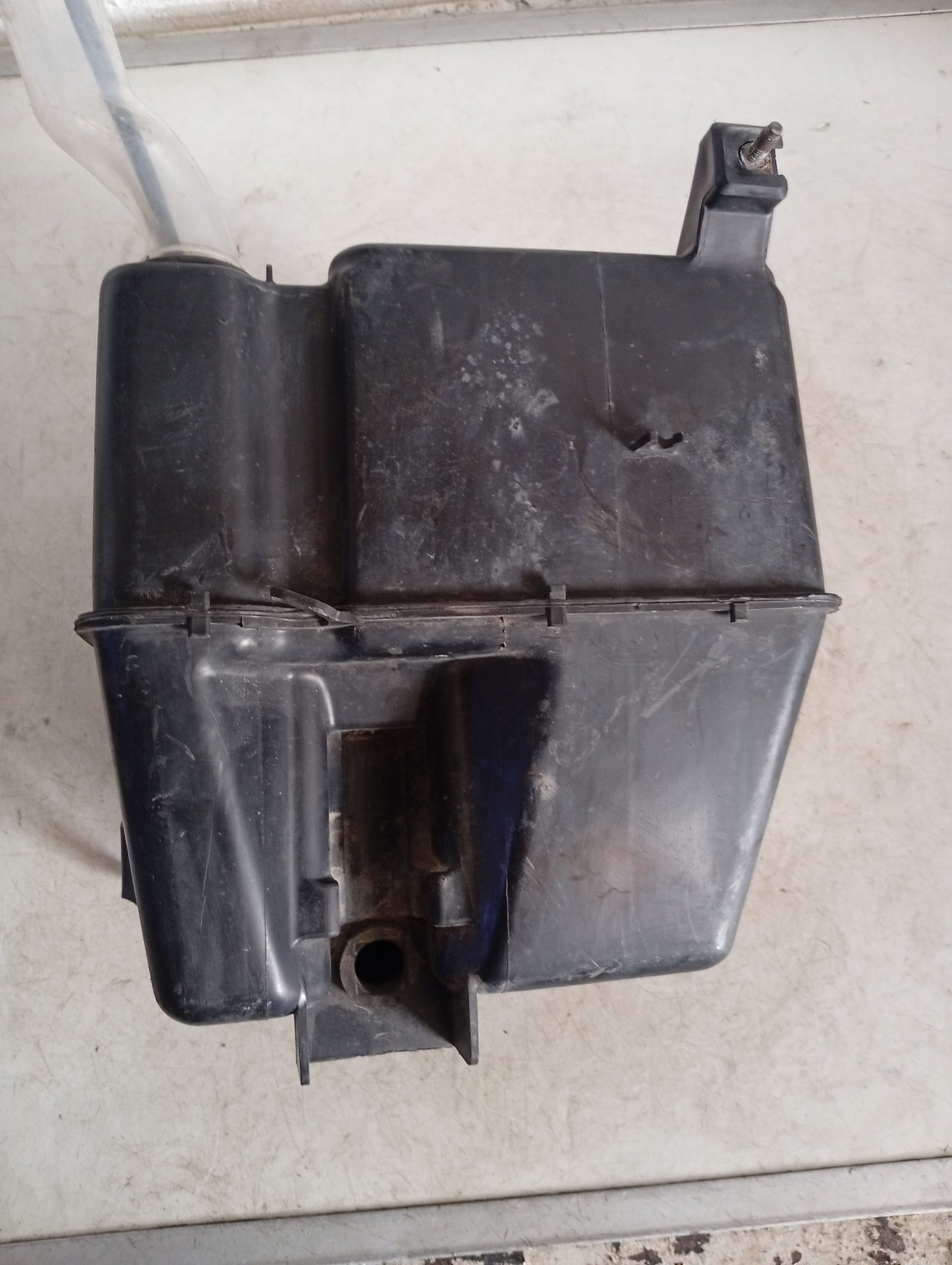 Envase Deposito Limpiaparabrisas Toyota Celica 2004