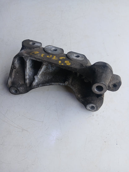 Base Soporte Motor Chevrolet Cruze 1.8