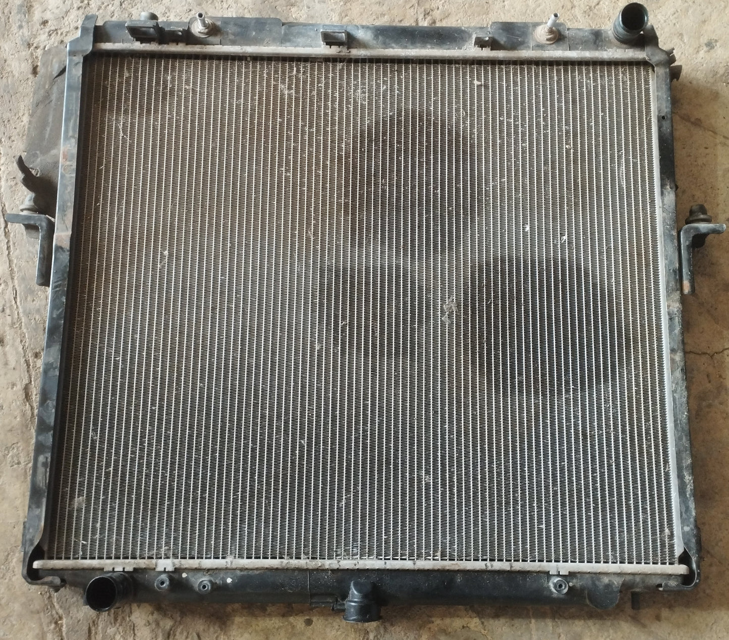 Radiador Nissan Frontier Pathfinder 4.0 2005 2008