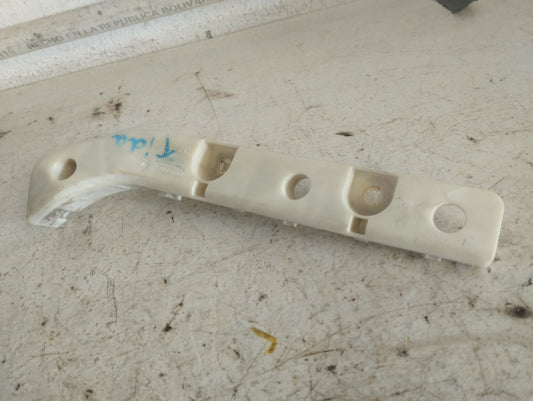 Base Parachoque Trasero Nissan Tiida