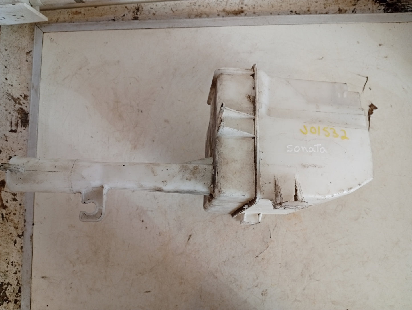 Envase Deposito Limpiaparabrisa Hyundai Sonata 2012