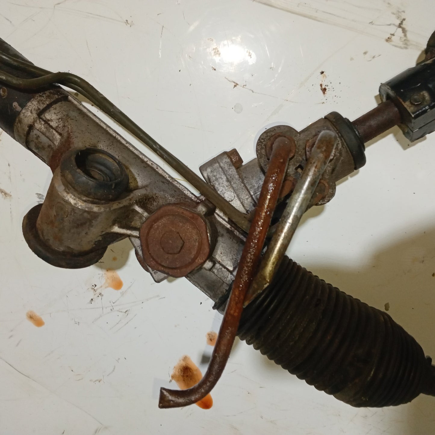 Cajetin Jeep Liberty KK 2008 2015 Original