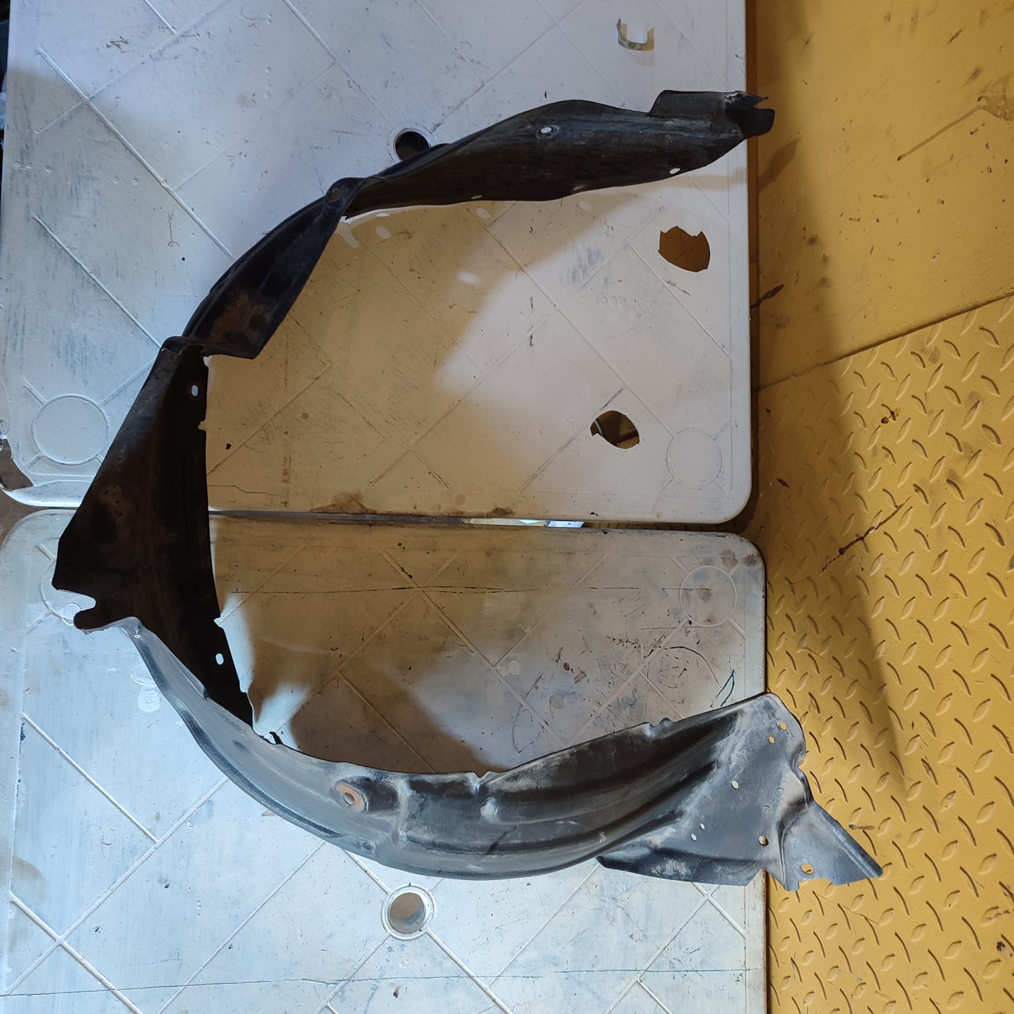 Guardapolvo Delantero Toyota Rav4 2001 2004