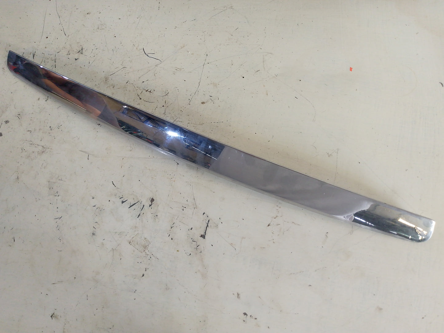 Platina Capot Hyundai Elantra 2.0 2001 2005